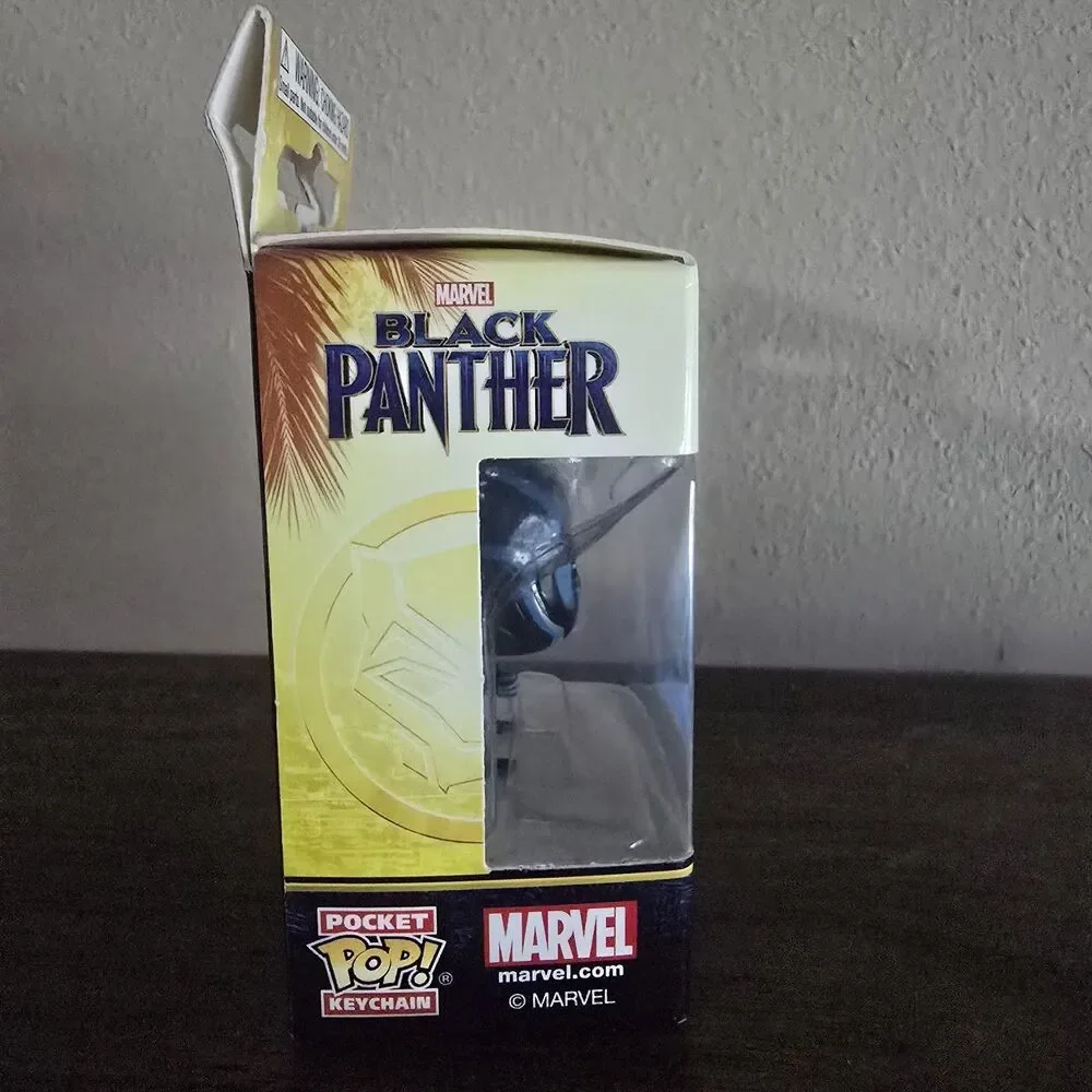 Funko Pocket POP! Keychain: Marvel - Black Panther (Glow in the Dark)